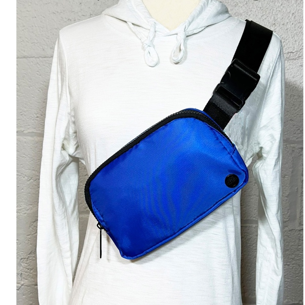 Belt bag/ fanny bag